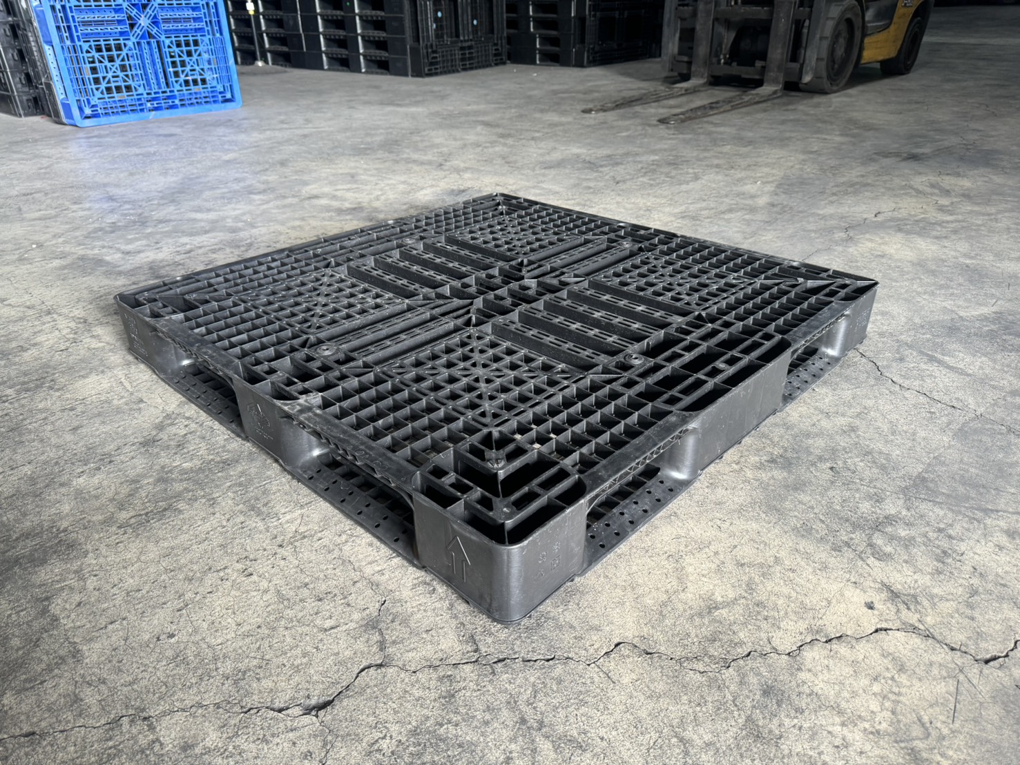 110*110*13網狀【田字型】